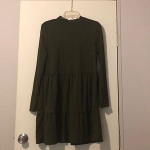 Women’s long sleeved dress